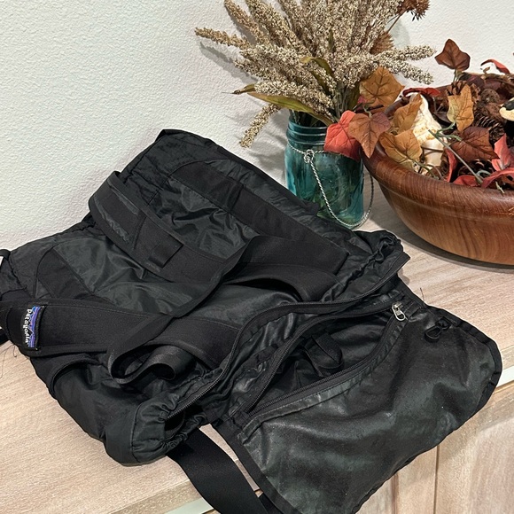 Patagonia Packable Charcoal Tote and Backpack - Picture 5 of 8